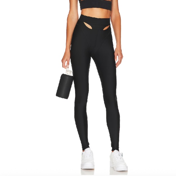 Alo Airlift High Waist Cutaway Leggings in Black - Size Small - Picture 1 of 6